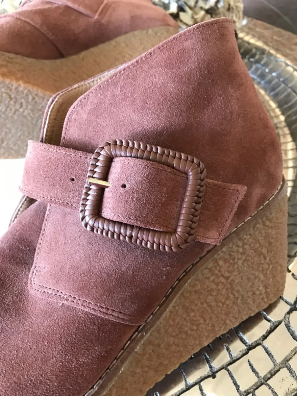 BOHO-CHIC 🔥  Y2K JACK ROGERS TAUPE BROWN SUEDE IZZIE WEDGES BOOTIES